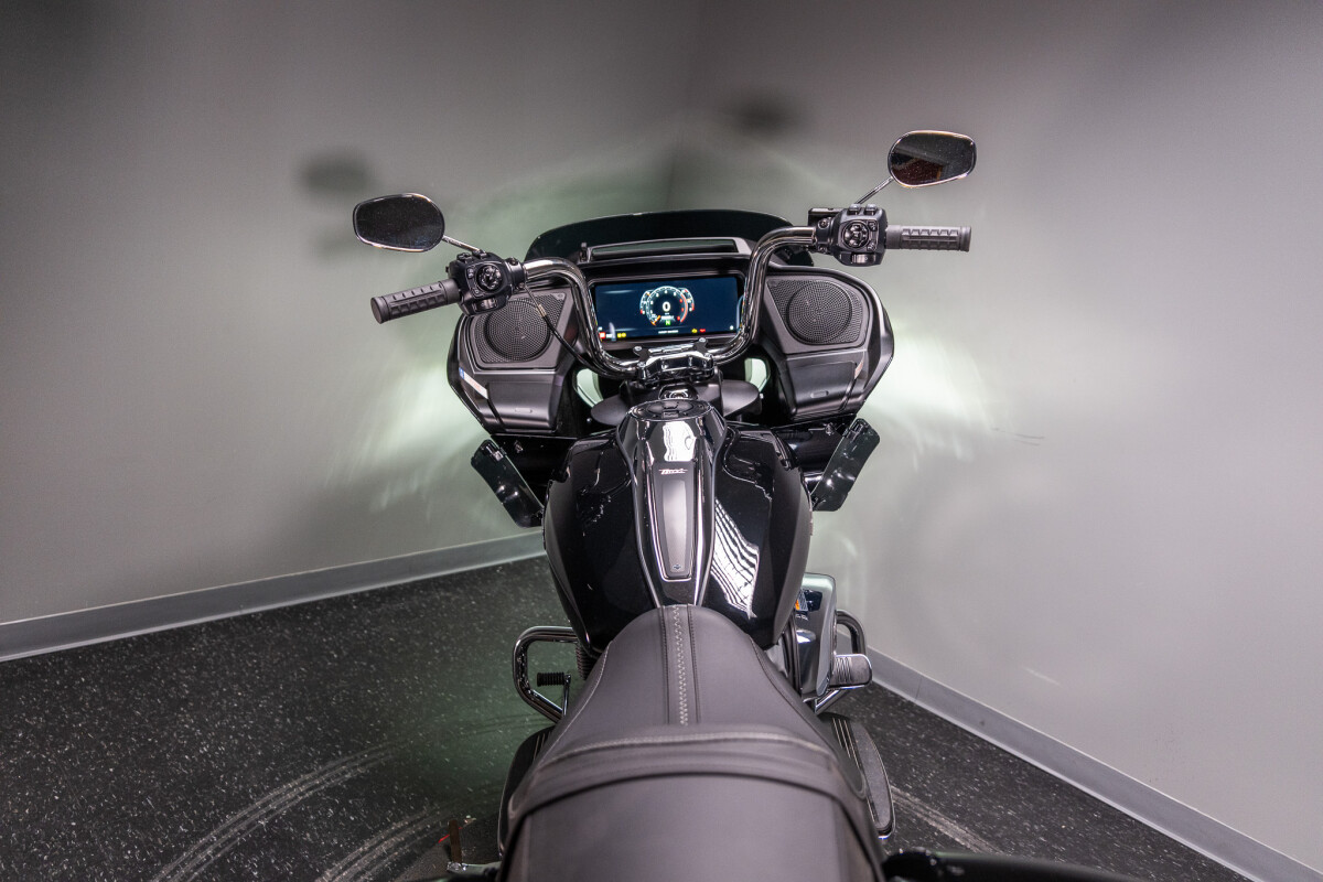2025 Road Glide (FLTRX) - Photo 9