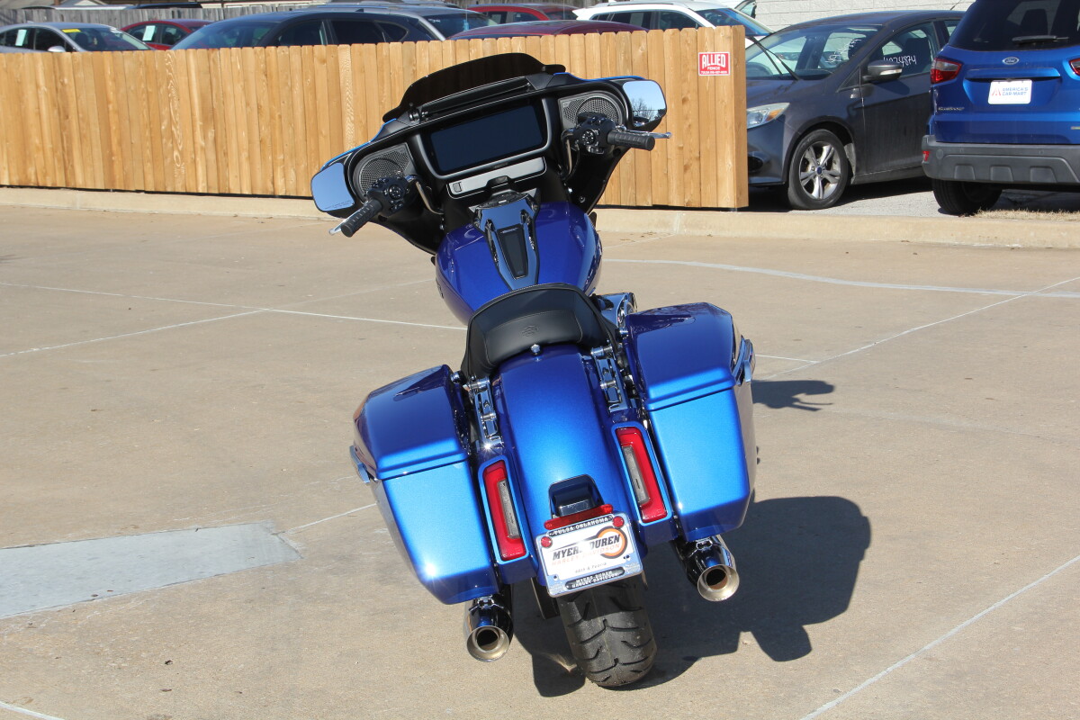 2025 Harley-Davidson Street Glide Blue Burst - Photo 9