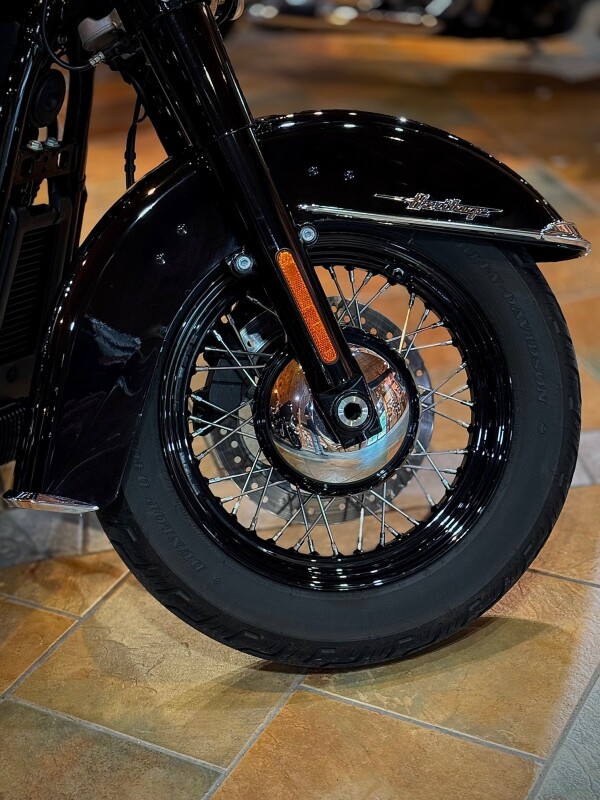 2021 Harley-Davidson Heritage Classic 114 Vivid Black - Photo 7