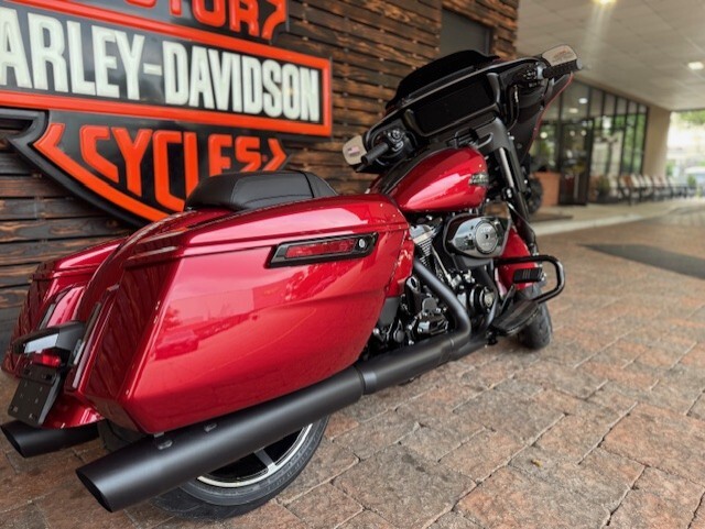 2025 Harley Davidson Street GlideFLHX - Photo 2