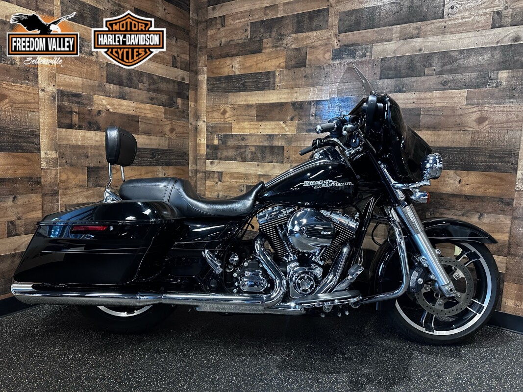 2024 Harley-Davidson® Ultra Limited Red Rock / Vivid Black