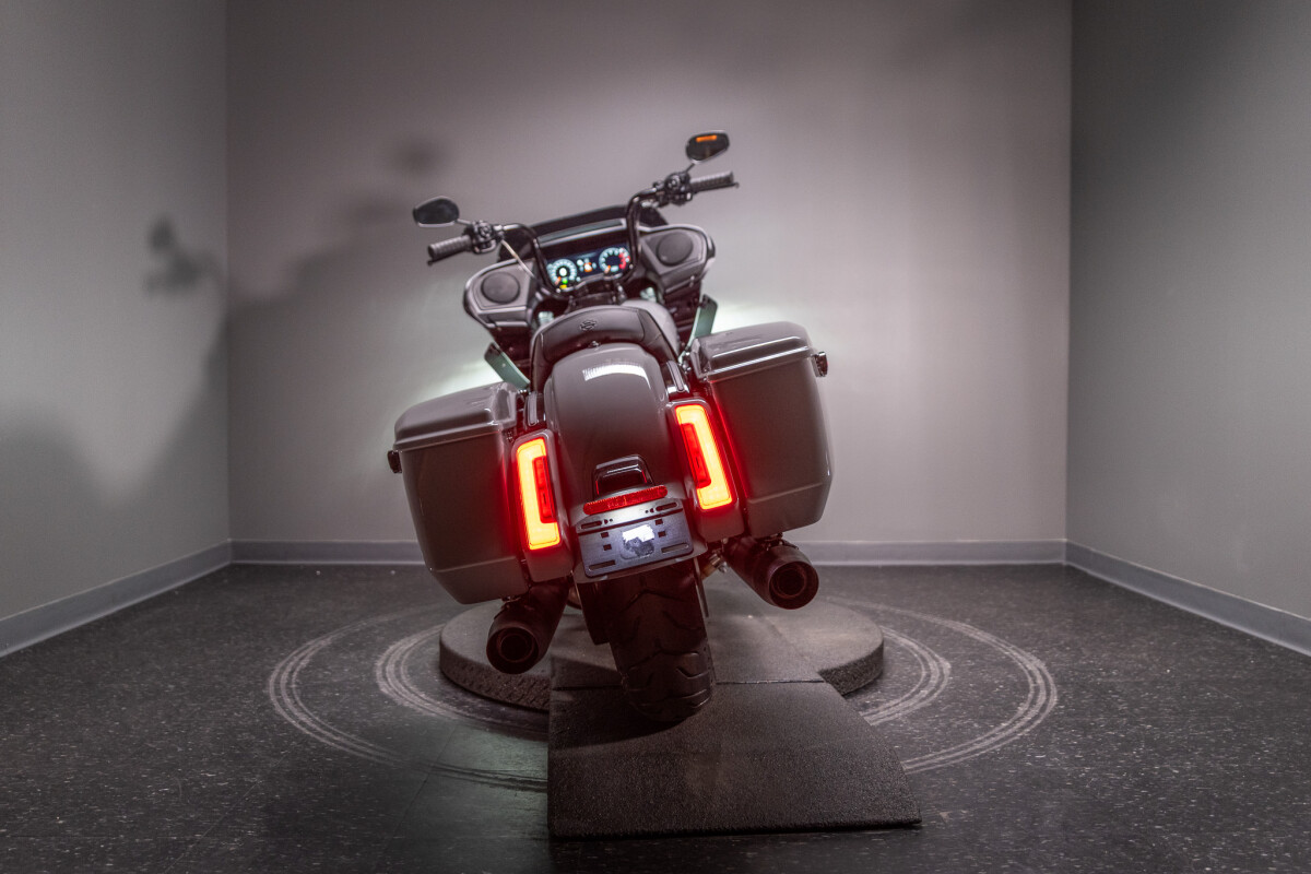 2025 Road Glide (FLTRX) - Photo 6