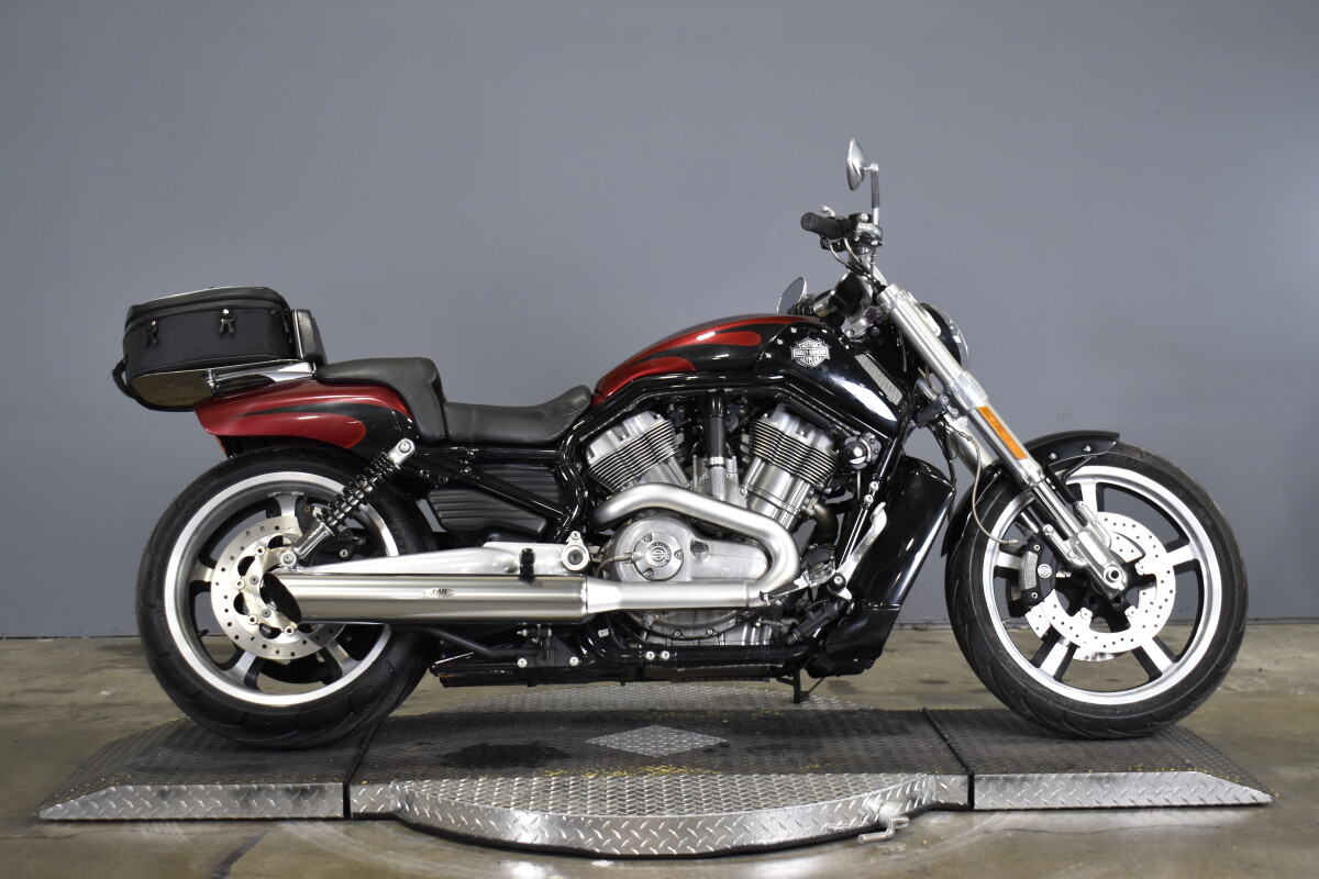 2016 Harley-Davidson® V-Rod Muscle® VRSCF | MotorCity Harley-Davidson®