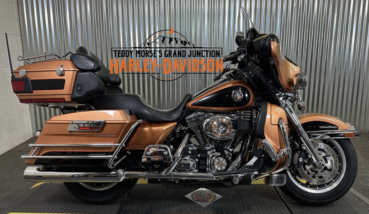 2008 Harley-Davidson Electra Glide Ultra Classic 105th Anniversary Copper Pearl & Vivi