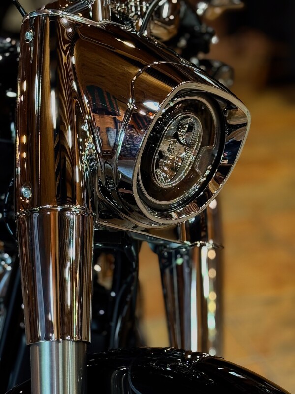 2025 Harley-Davidson Fat Boy Vivid Black - Photo 6