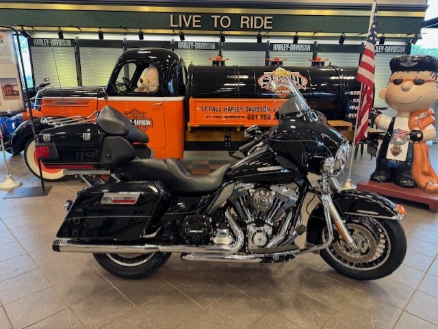2011 Harley-Davidson Electra Glide Ultra Limited FLHTK