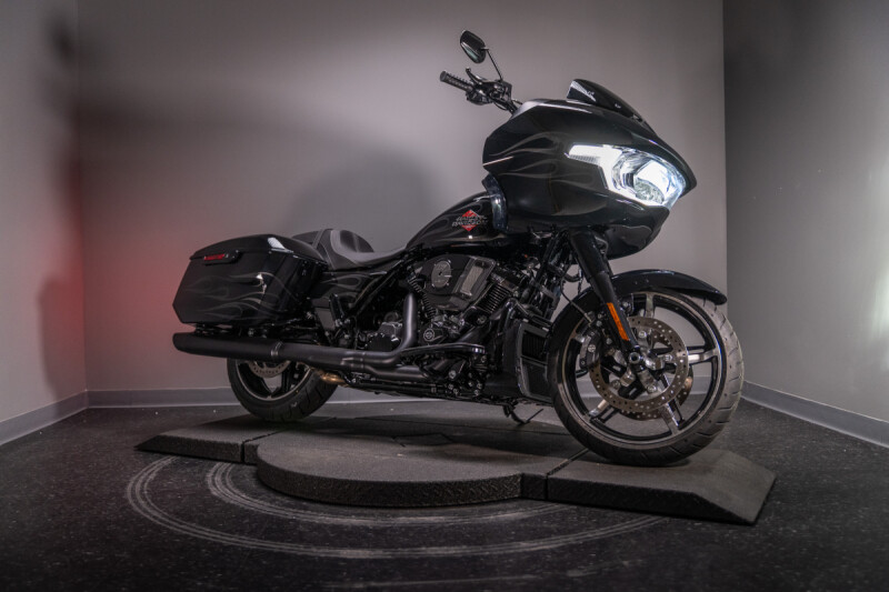 2025 Road Glide® (FLTRX)