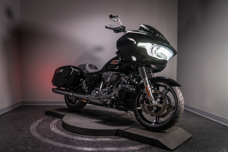 2025 Road Glide® (FLTRX)