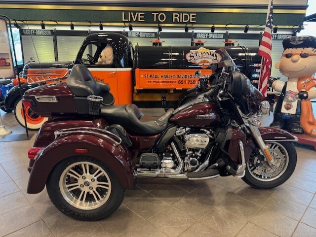 2019 Harley Davidson Tri Glide Ultra FLHTCUTG