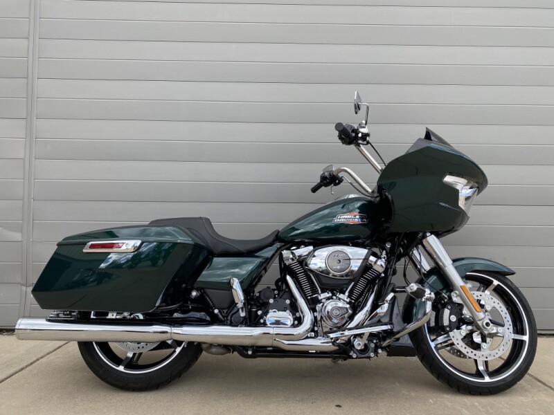 2024 Harley-Davidson® Road Glide® Limited Alpine Green