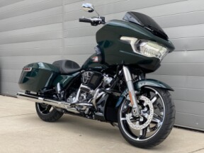 2024 Harley-Davidson® Road Glide® Limited Alpine Green thumb 3