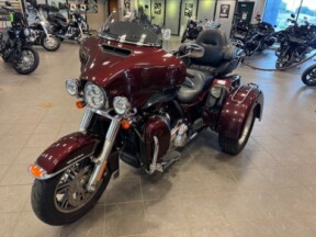 2019 Harley Davidson Tri Glide Ultra FLHTCUTG thumb 0
