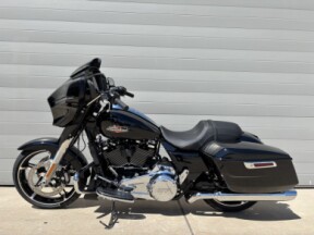 2025 Harley-Davidson® Street Glide® Vivid Black thumb 1