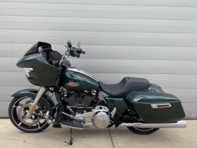 2024 Harley-Davidson® Road Glide® Limited Alpine Green thumb 1