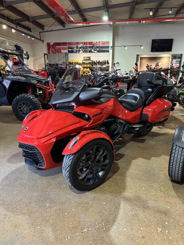 2022 Can-am Spyder F3-T SE6 - Red