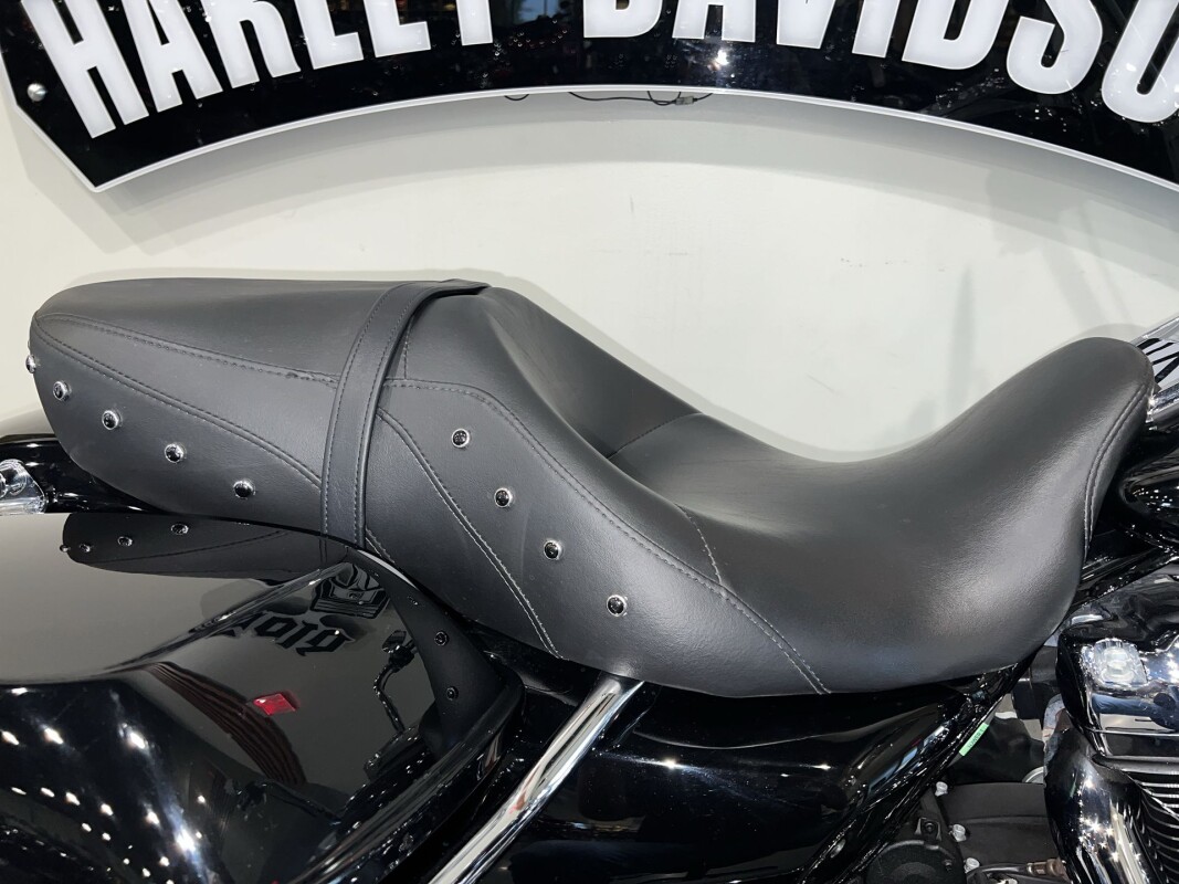2022 Harley-Davidson Road King FLHR - Photo 6