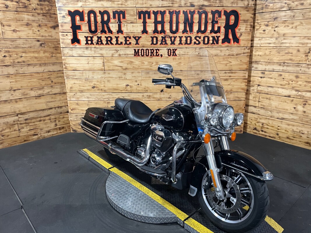 Harley-Davidson Road King 2017 FLHR Vivid Black - Photo 3
