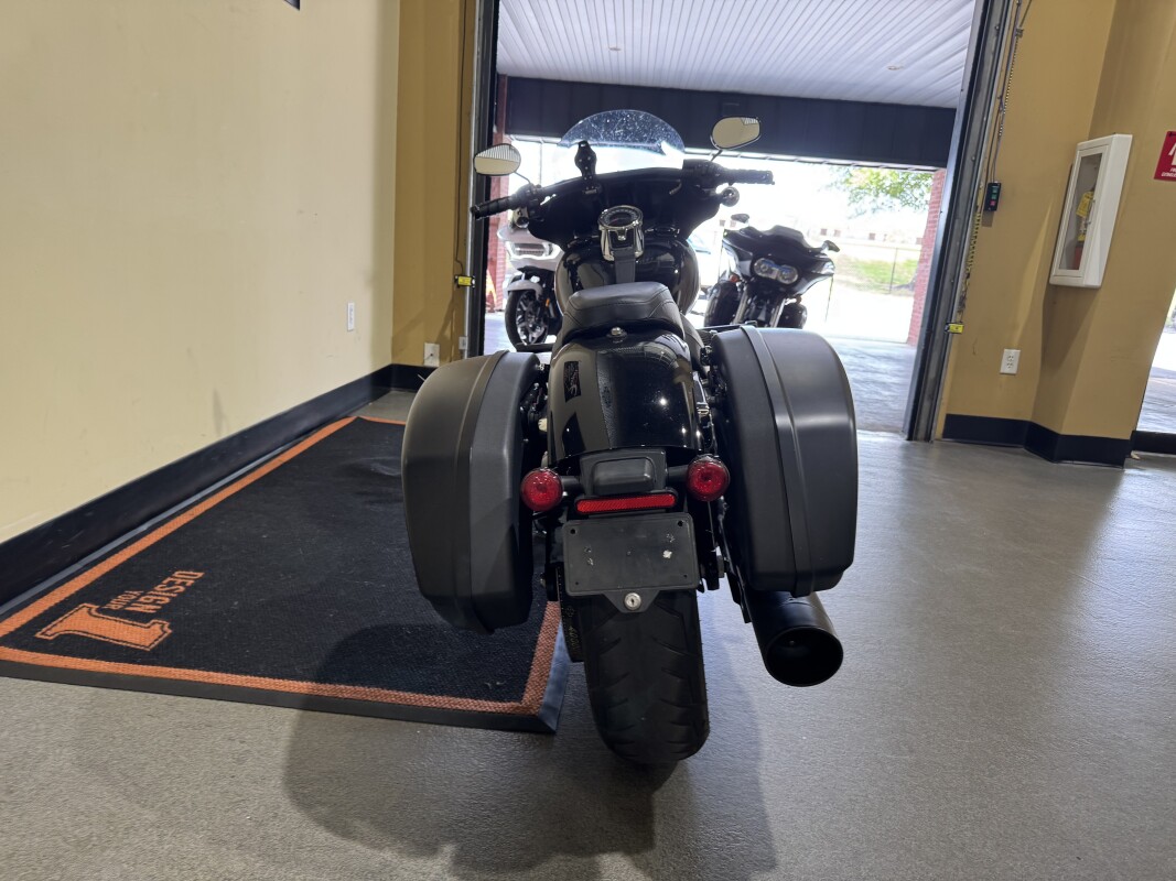 2019 Harley-Davidson Sport Glide Vivid Black - Photo 3