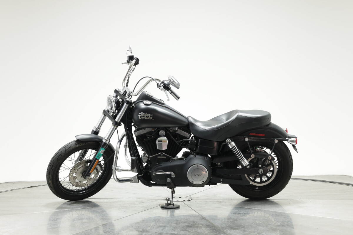 2014 HARLEY-DAVIDSON FXDB103 STREET BOB in BLACK DENIM with 13089 miles - Photo 10