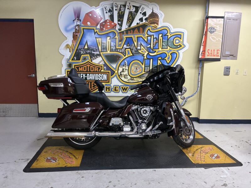 2021 Harley-Davidson® Ultra Limited Midnight Crimson