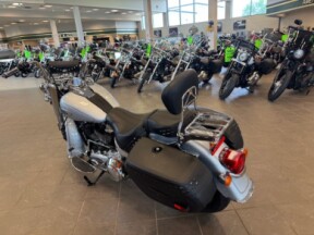 2023 HARLEY-DAVIDSON HERITAGE 114 FLHCS thumb 1