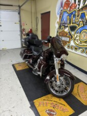 2021 Harley-Davidson® Ultra Limited Midnight Crimson thumb 3