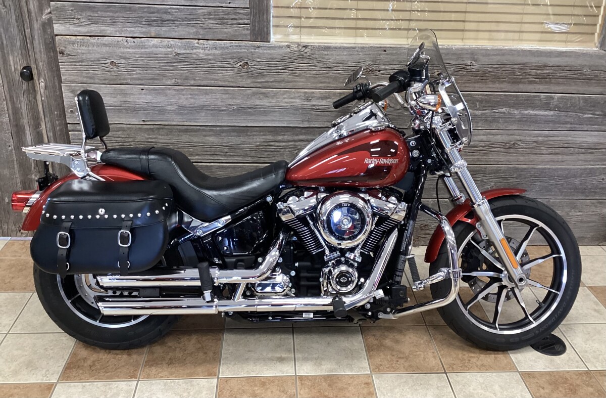 ミニカー HARLEY-DAVIDSON 2004 SOFTAIL DEUCE 1/10 Harley-Davidson