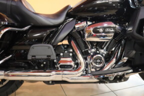 2019 Harley-Davidson HD Touring FLTRU Road Glide Ultra thumb 2