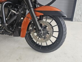 2019 Harley-Davidson® Street Glide® Special thumb 1