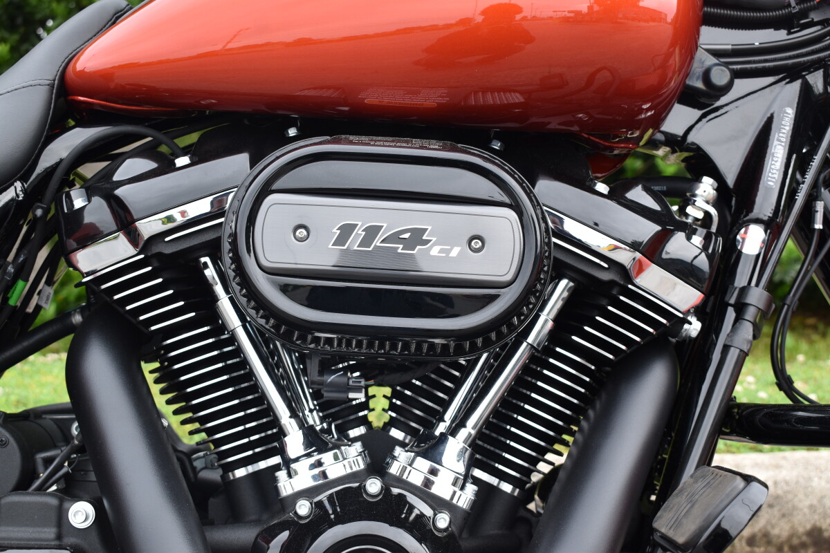 2025 Harley-Davidson Road King Special – Aggressive Custom Touring - Photo 9