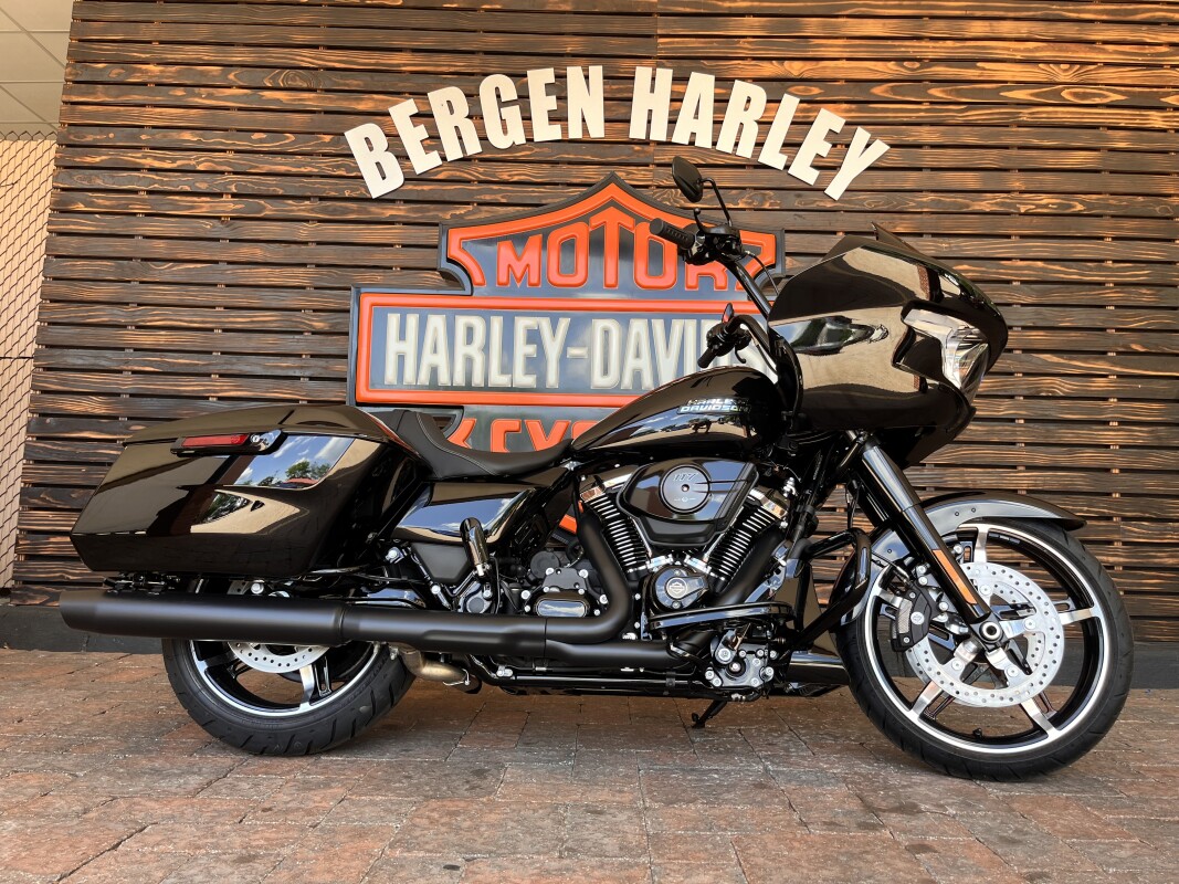 2025 Harley Davidson Road Glide FLTRX