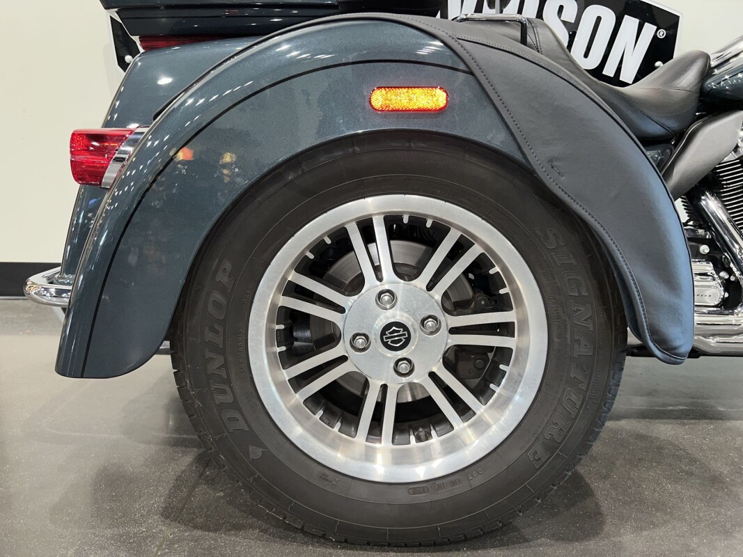 2020 Harley-Davidson Tri Glide Ultra FLHTCUTG - Photo 8