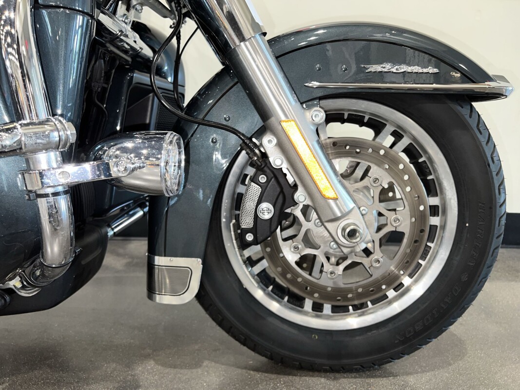 2020 Harley-Davidson Tri Glide Ultra FLHTCUTG - Photo 3