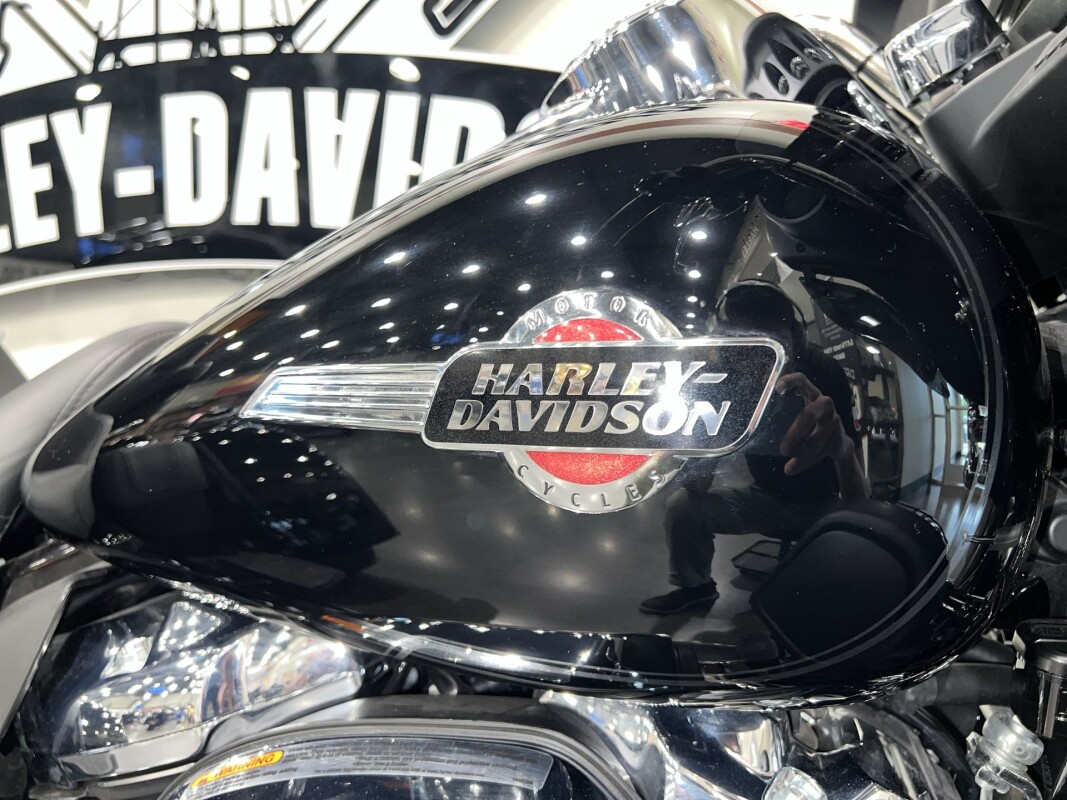2023 Harley-Davidson Tri Glide Ultra FLHTCUTG - Photo 5