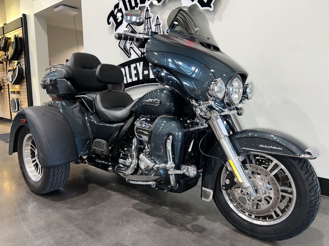 2020 Harley-Davidson Tri Glide Ultra FLHTCUTG - Photo 2