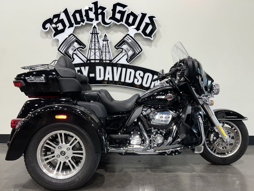 2023 Harley-Davidson Tri Glide Ultra FLHTCUTG