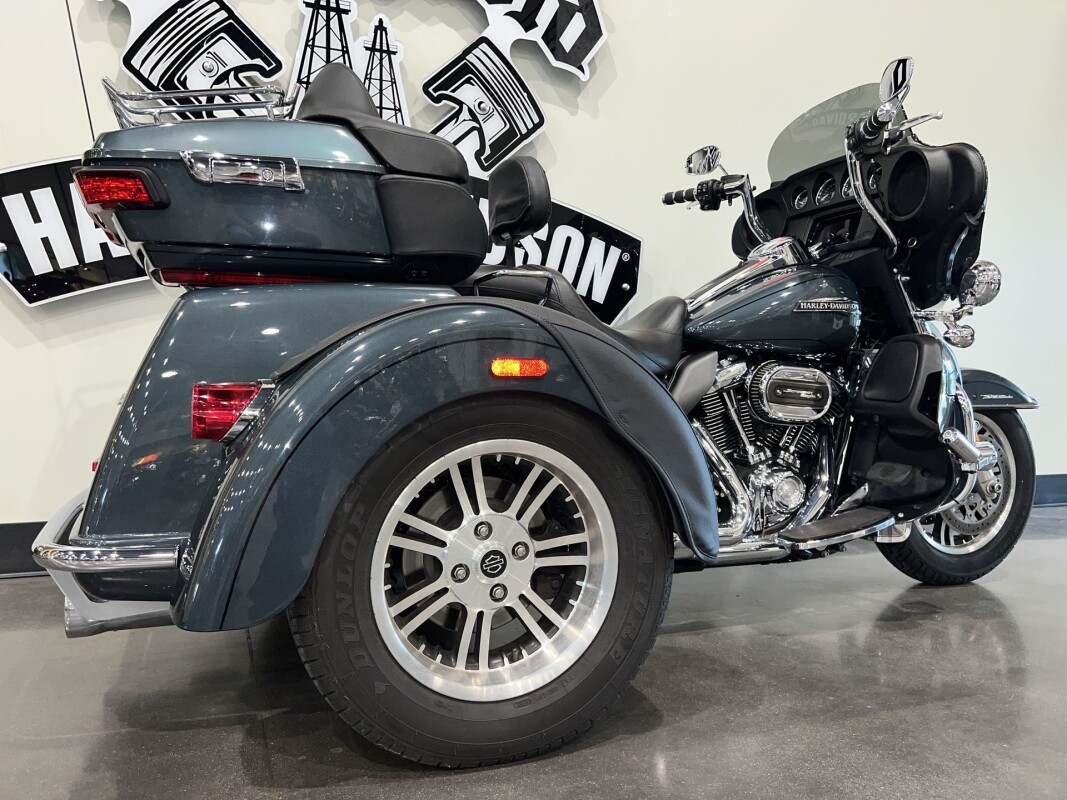 2020 Harley-Davidson Tri Glide Ultra FLHTCUTG - Photo 9