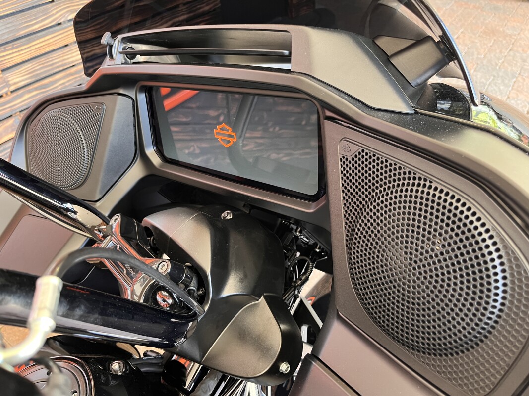 2025 Harley Davidson Road Glide FLTRX - Photo 9