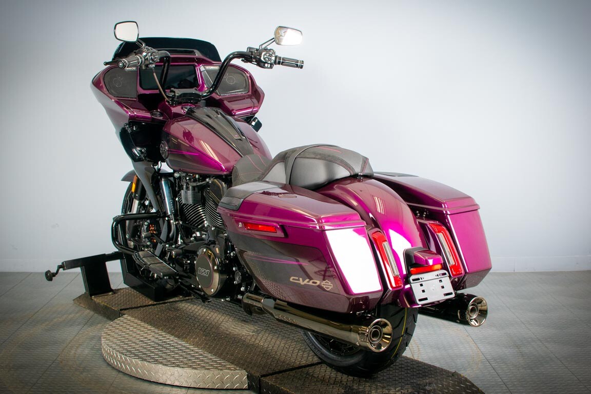 2025 Harley-Davidson CVO Road Glide FLTRXSE - Photo 6