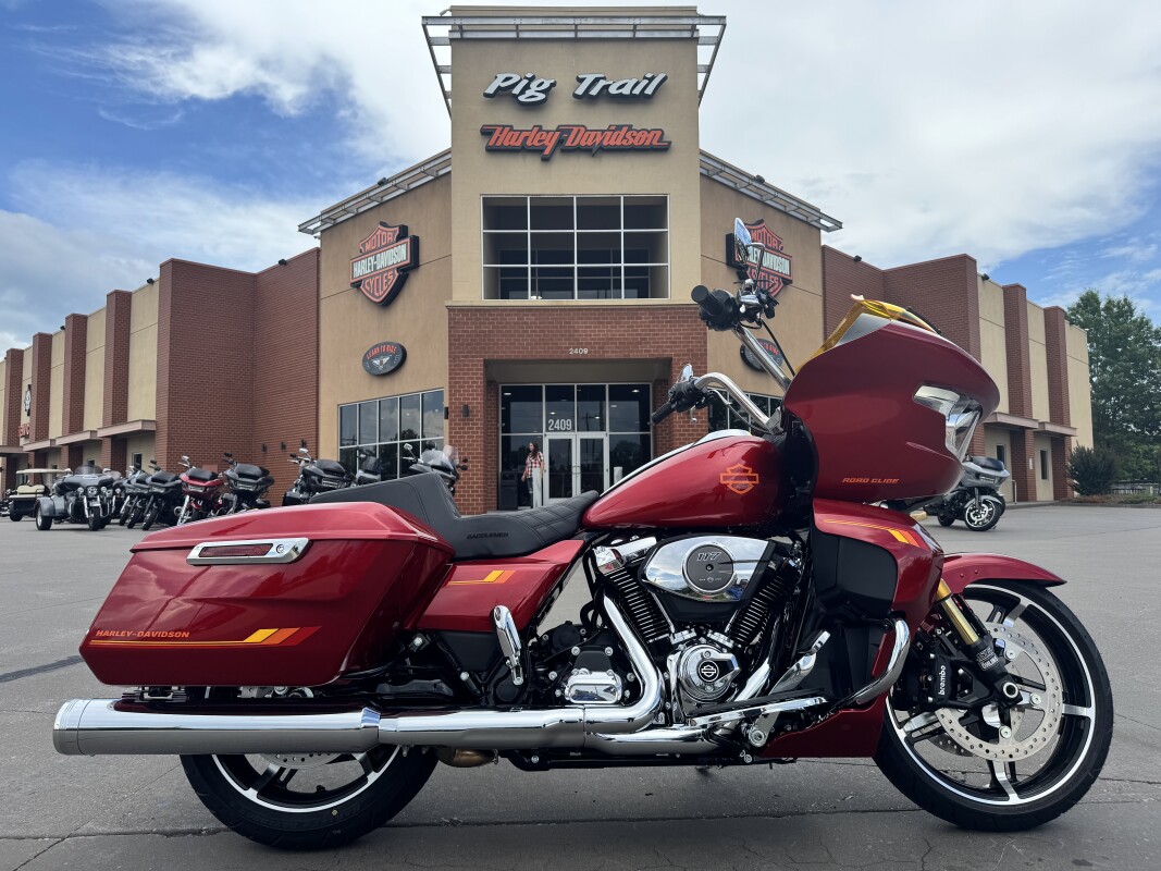 2025 Harley-Davidson Road Glide FLTRX Brilliant Red 602716
