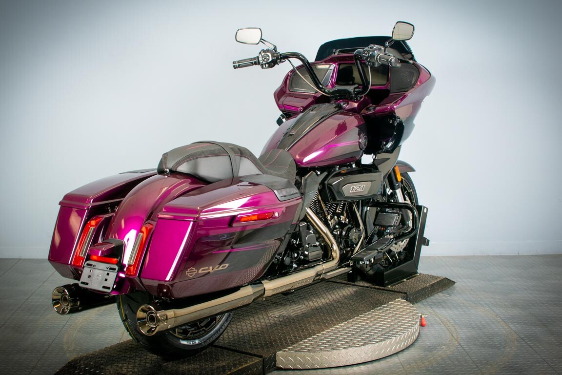 2025 Harley-Davidson CVO Road Glide FLTRXSE - Photo 8