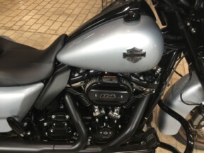 hisa♪フリンジ付きスエードベスト　バイカー　アメリカン　ＨーD ヘッドライト バイザー - DRAG Specialties | アンバーピース