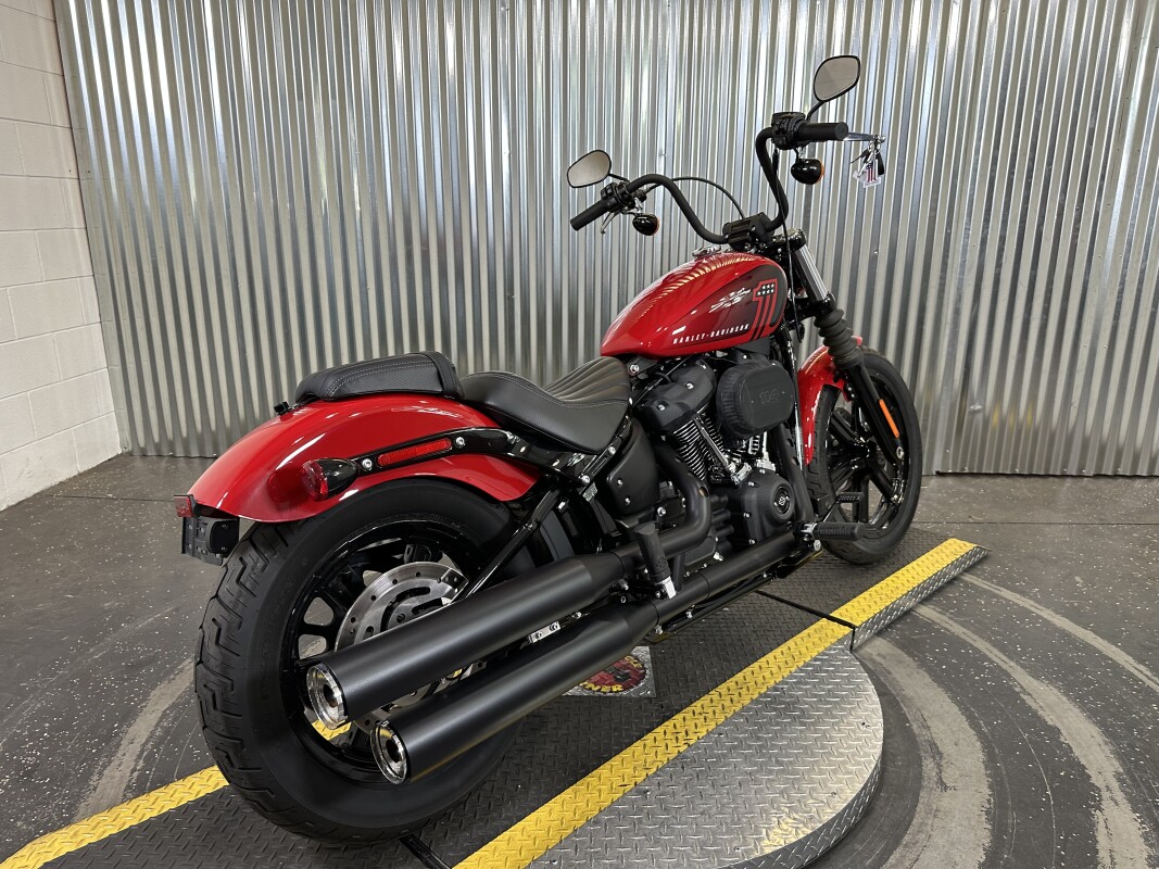 2023 Harley-Davidson Street Bob 114 Redline Red - Photo 8