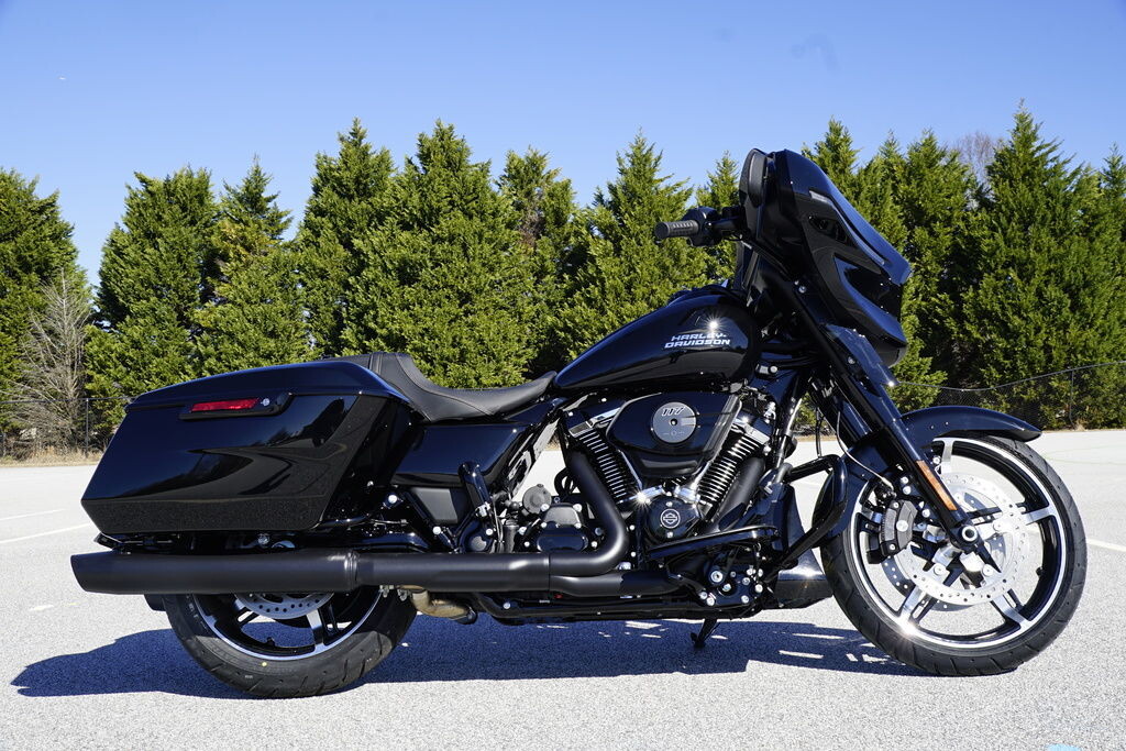 FLHX 2025 Street Glide™
