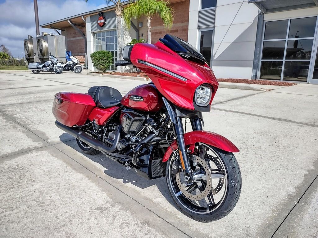 FLHX 2025 Street Glide™