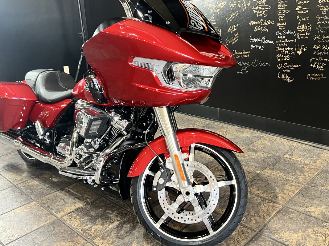 FLTRX 2025 Road Glide - Photo 7