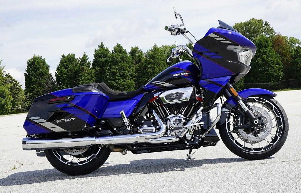 FLTRXSE 2025 CVO™ Road Glide™