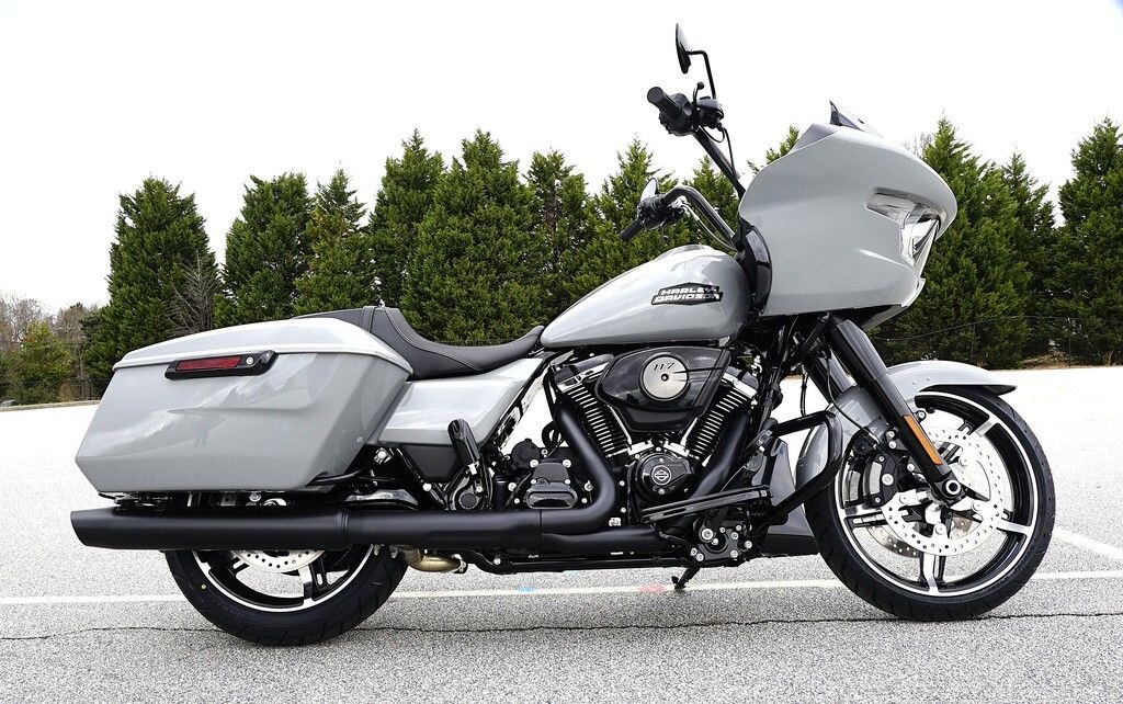 FLTRX 2025 Road Glide™