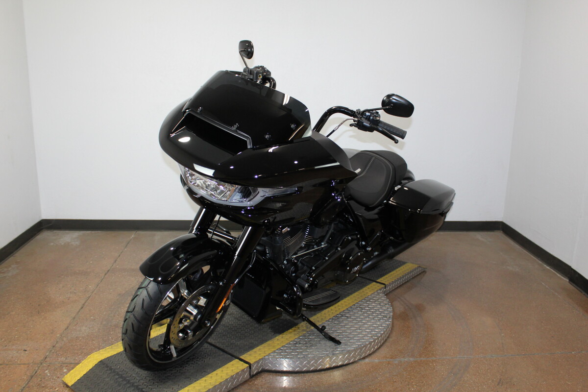 Harley-Davidson Road Glide 2025 FLTRX 84619348 MDNGHT FIRSTORM - Photo 4