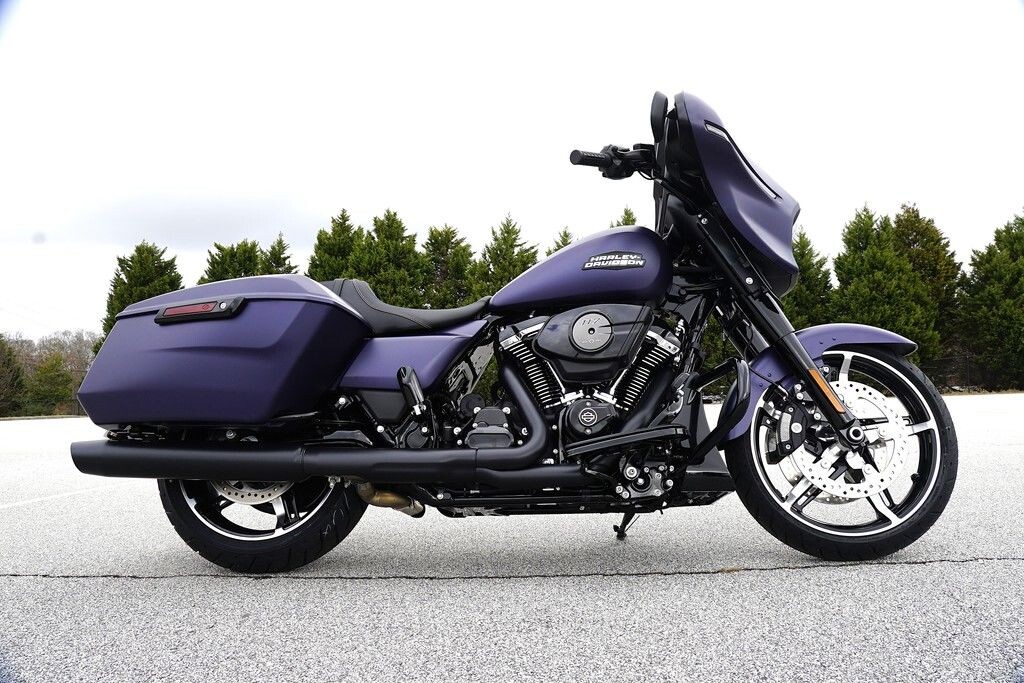 FLHX 2025 Street Glide™